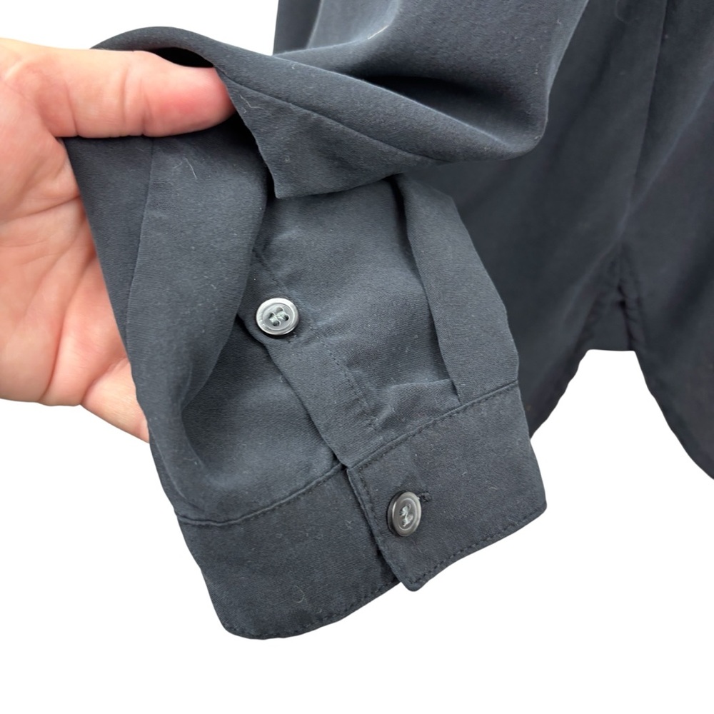 Madewell v-neck house size Medium office dressy minimalist goth all seasons - Picture 4 of 12